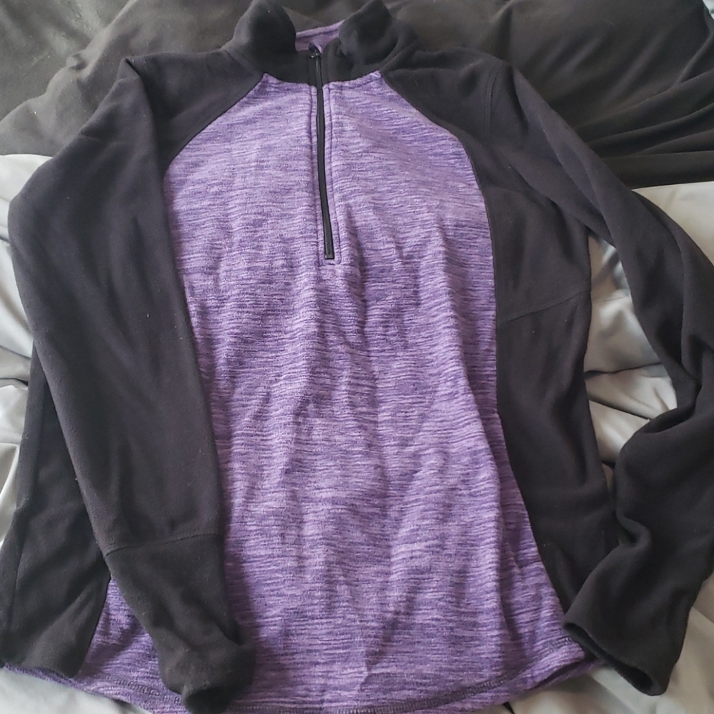 Half zip fleece pullover